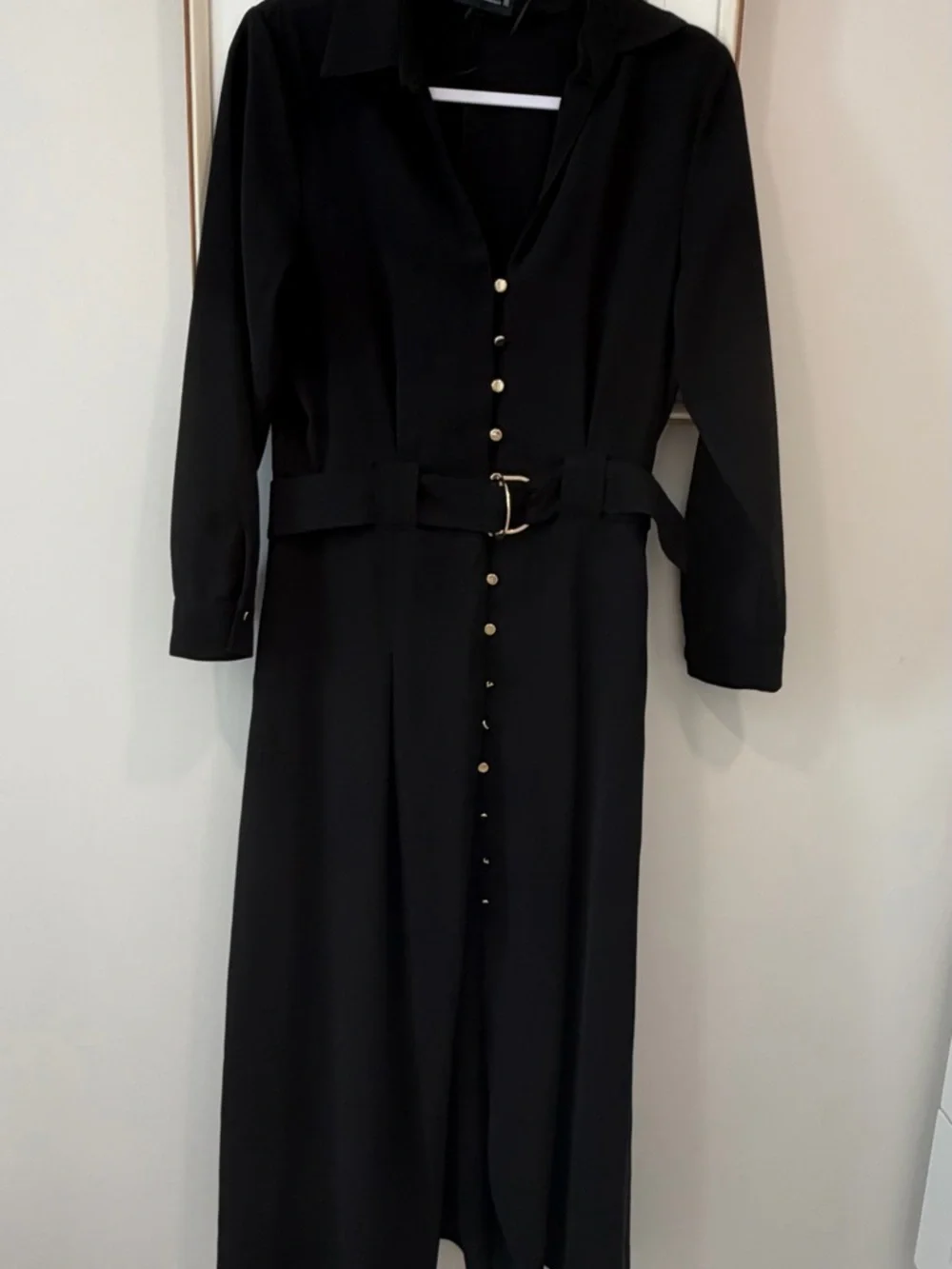 ZARA Black Long-Sleeve Button Midi Shirt Dress with Belt - Picture 2 of 5